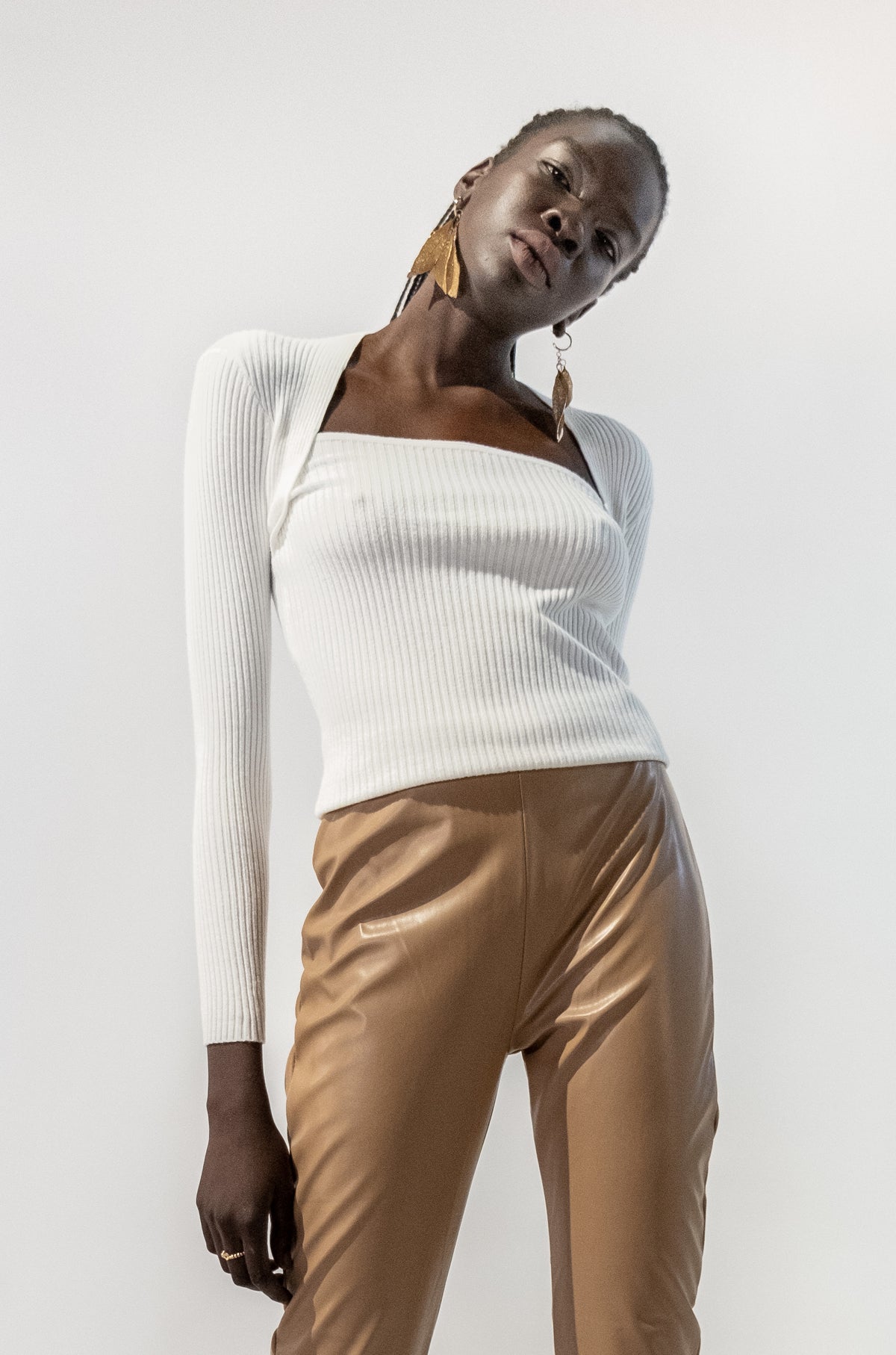 Ribbed Fitted Open Neckline Long Sleeves Top