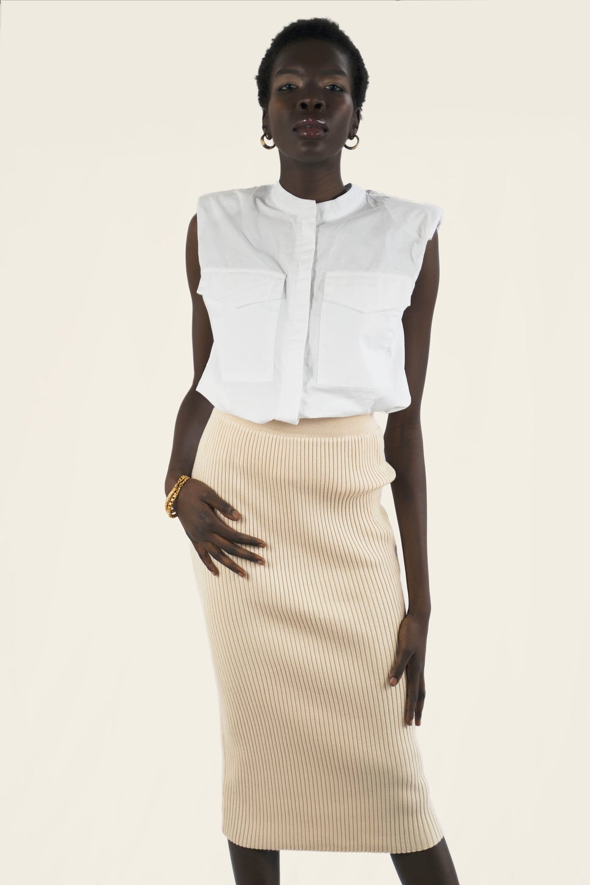 Business Casual Sleeveless Collared Shirt